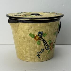 Hotta Yu Shoten Majolica Basket Weave Pitcher with lid